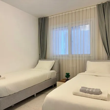 Apartamento Relaxing Near The Sea Vokolidha