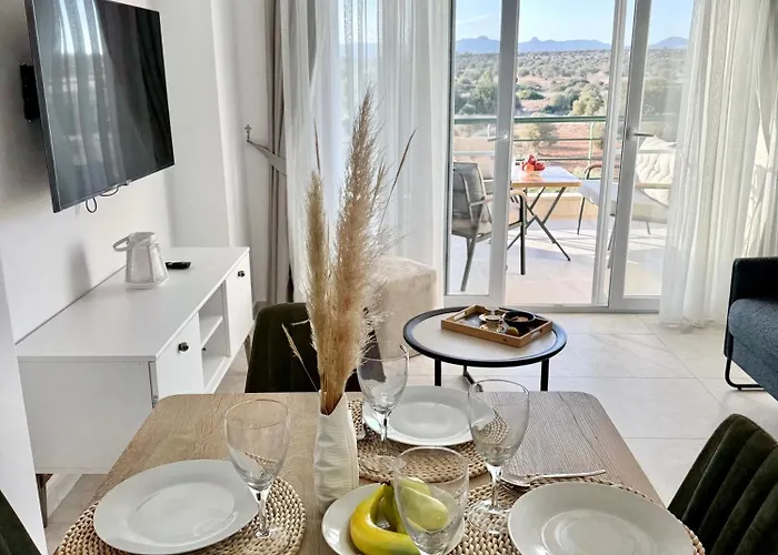 Apartamento Relaxing Near The Sea Vokolidha