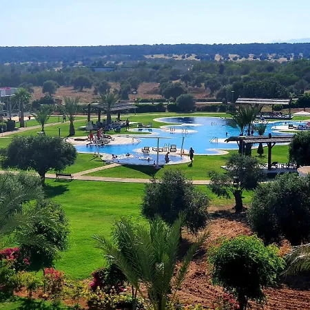 Relaxing Near The Sea Apartament Vokolidha
