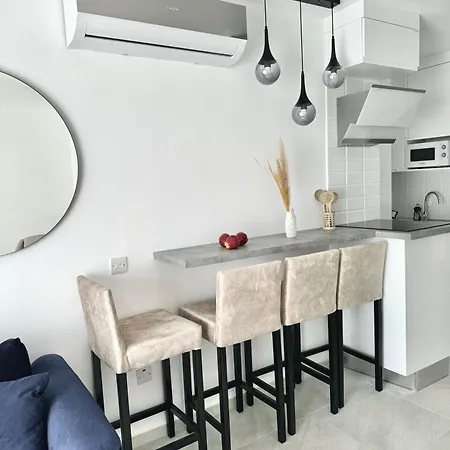 Relaxing Near The Sea Vokolidha