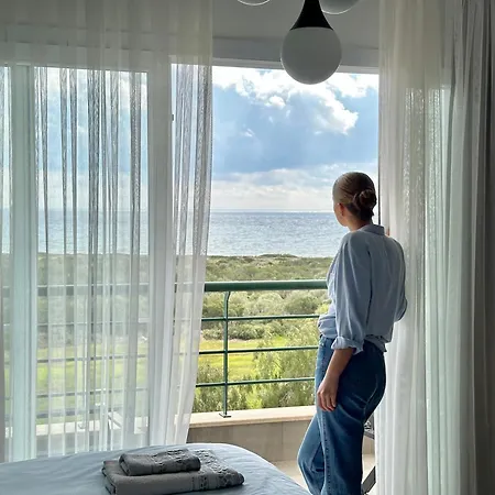 Daire Relaxing Near The Sea