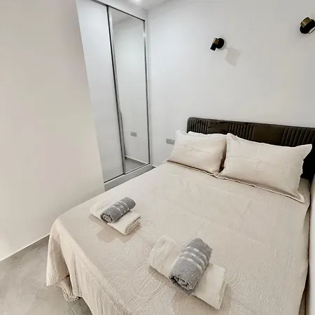 Relaxing Near The Sea *