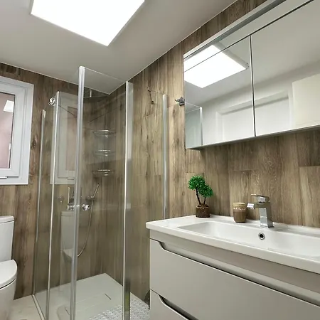 Relaxing Near The Sea Appartement Vokolidha